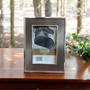 Silver Metal Photo Frame 4x6 Picture Rectangular Tabletop Standing Brushed VG